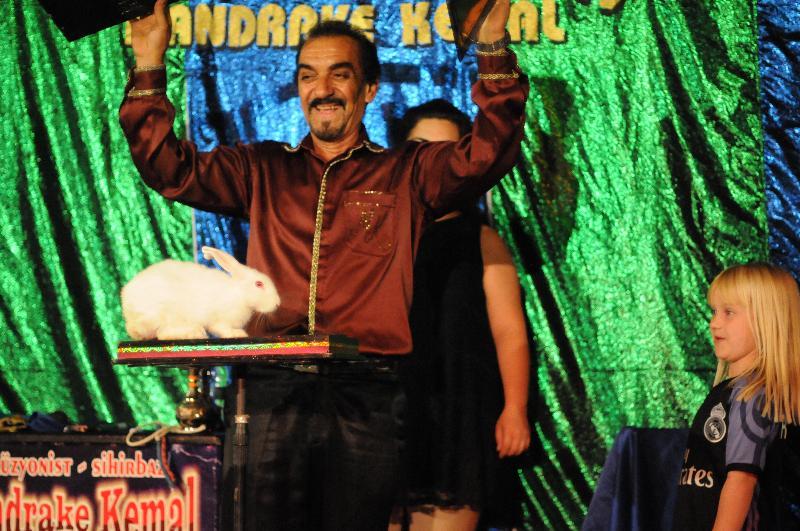 Grand Aquarium Apart İçmeler Buitenkant foto
