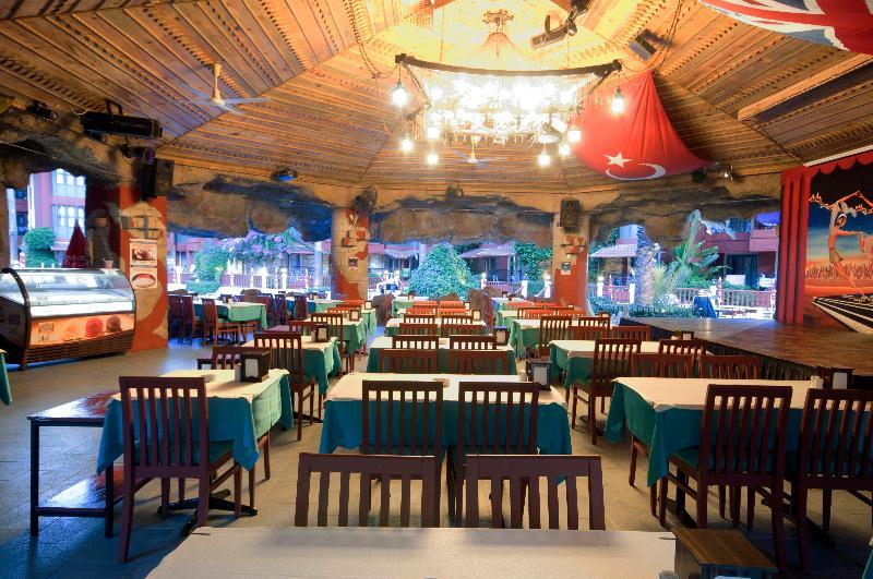 Grand Aquarium Apart İçmeler Buitenkant foto